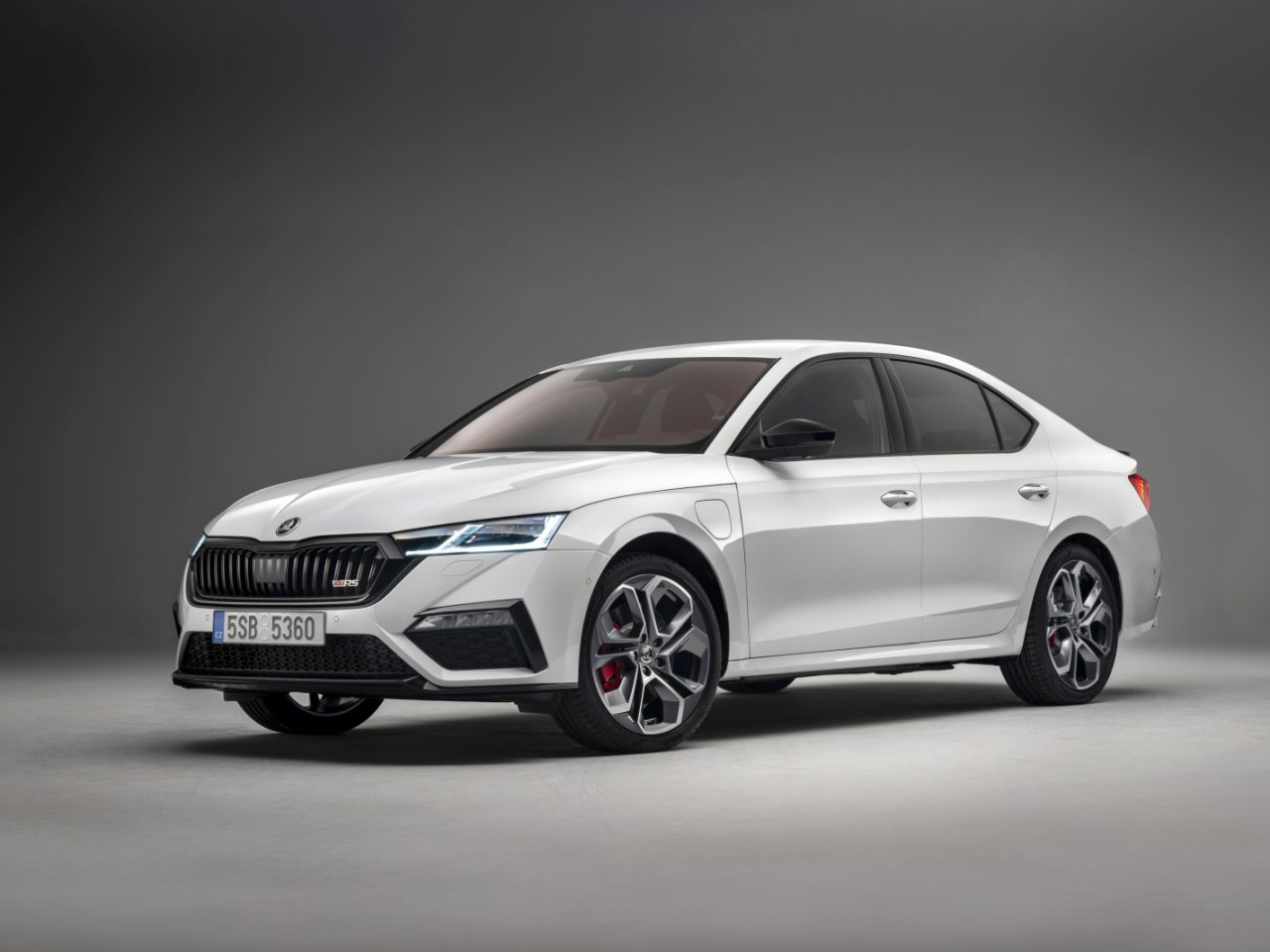 Nieuwe Skoda Octavia RS is plug-in hybride ...