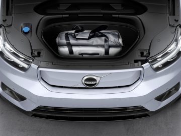 Hagelnieuwe assemblagelijn voor batterijen in Volvo-fabriek Gent gereed ...