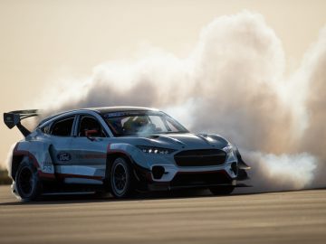 Ford presenteert 1.419 pk sterke Mustang Mach-E ...