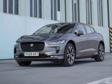 Jaguar I-PACE EV320: zelfde accupakket, stukken voordeliger ...