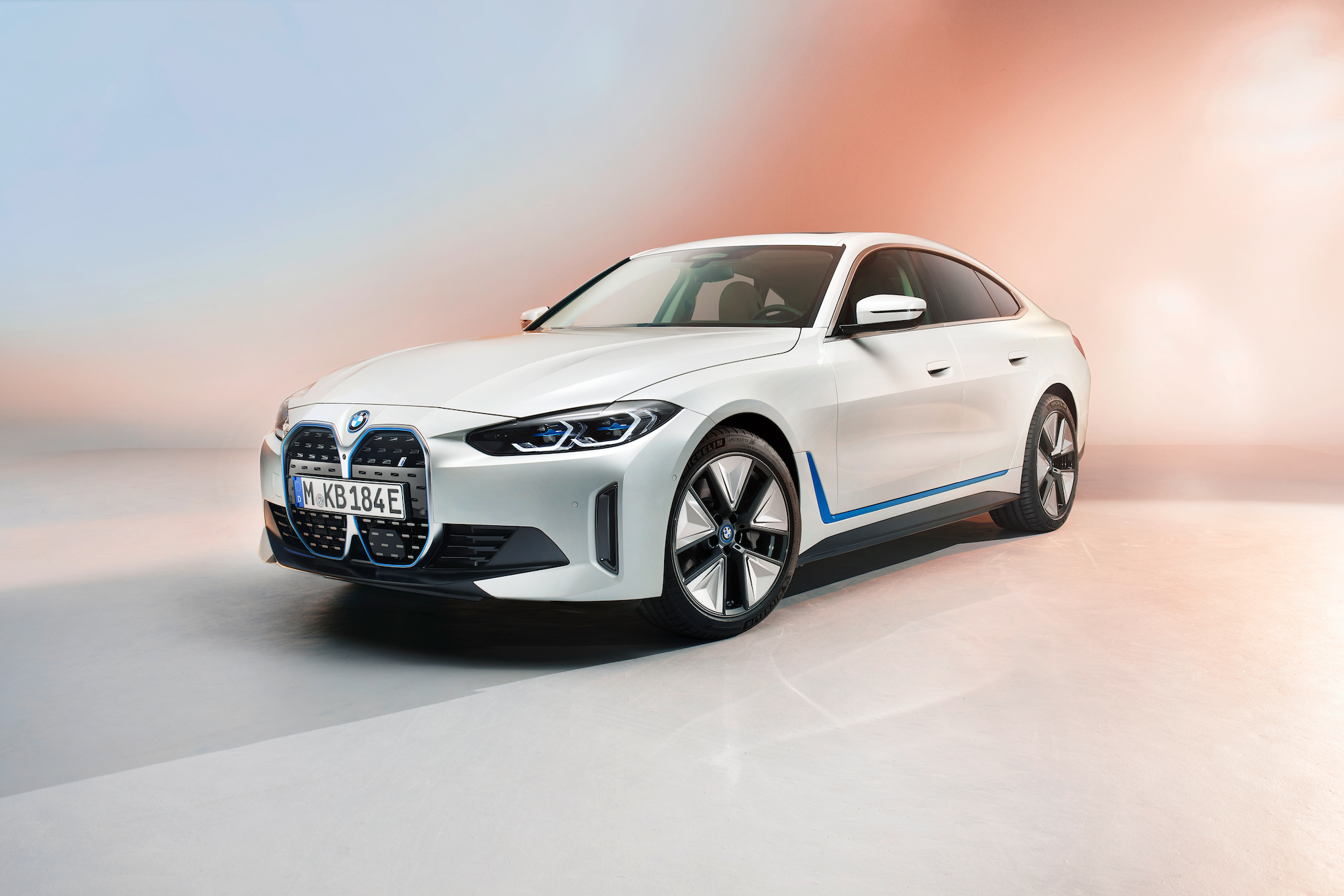 Eerste Blik Op Productieversie BMW I4