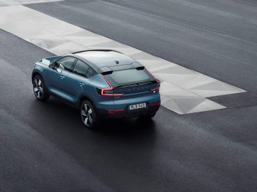 Volvo C40 Recharge ...