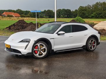 Autotest – Porsche Taycan Cross Turismo (2022) ...