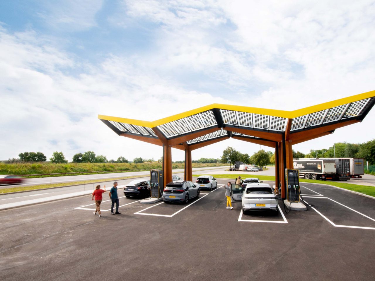 Tarief Fastned naar 0,69 per kWh ...