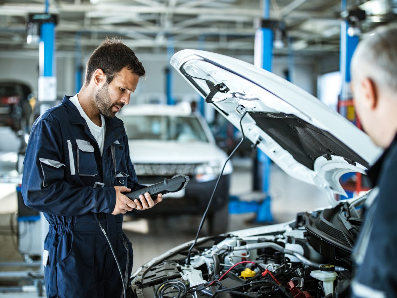 Waarom is een elektrische auto voordeliger in onderhoud? ...