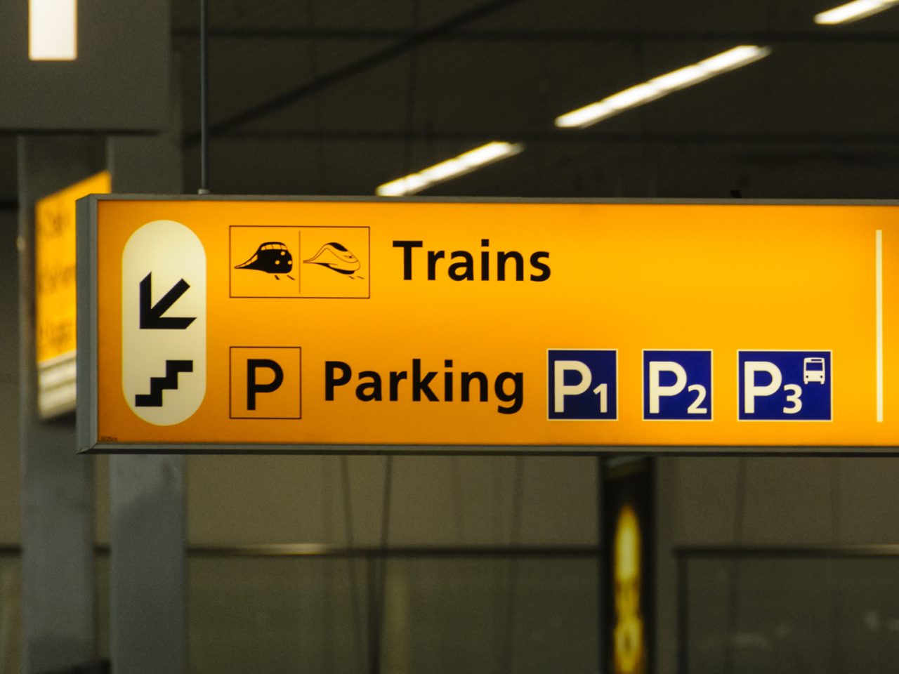 Wat is de beste parkeermogelijkheid op Eindhoven Airport? ...