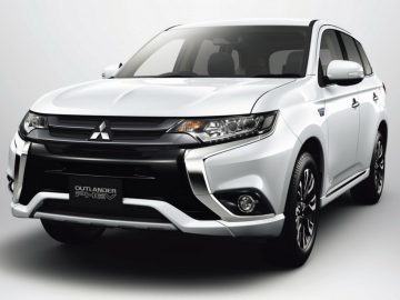 Mitsubishi Outlander PHEV 2015